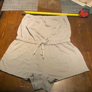 Aeropostale size Large strapless romper WITH POCKETS